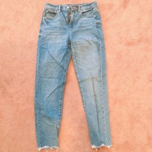 American Eagle Mom Jeans